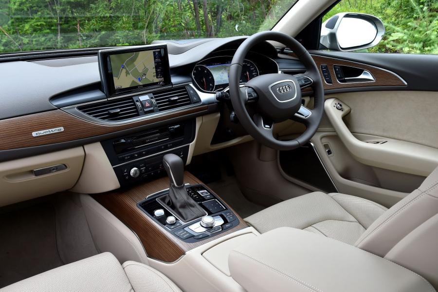 Торпедо Audi A6 Sedan TFSI Quattro (4G, C7) 2015 года  (JP) (фото 3 из 4)